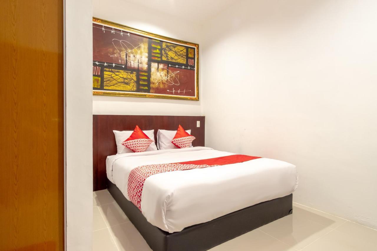Urbanview Os Residence Medan By Reddoorz Buitenkant foto