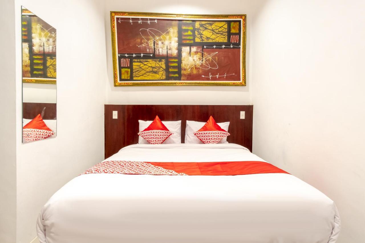 Urbanview Os Residence Medan By Reddoorz Buitenkant foto