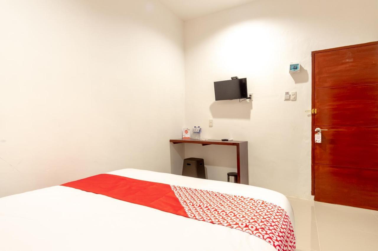 Urbanview Os Residence Medan By Reddoorz Buitenkant foto